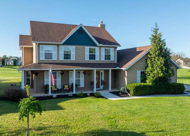 Property at 1035 Cherimoya St, York, PA 17404, 4 beds, 2.5 baths
