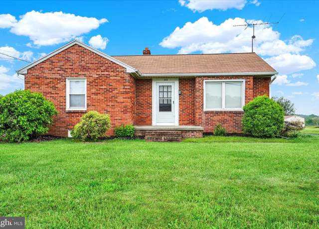 Property at 1013 Delta Rd, Red Lion, PA 17356, 2 beds, 1 bath