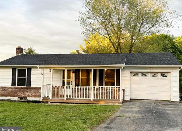 Property at 2969 Exeter Dr, York, PA 17403, 3 beds, 2 baths