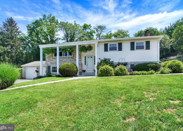Property at 2160 Blenheim Ct, York, PA 17403, 4 beds, 3 baths