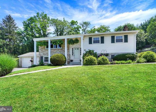 Property at 2160 Blenheim Ct, York, PA 17403, 4 beds, 3 baths