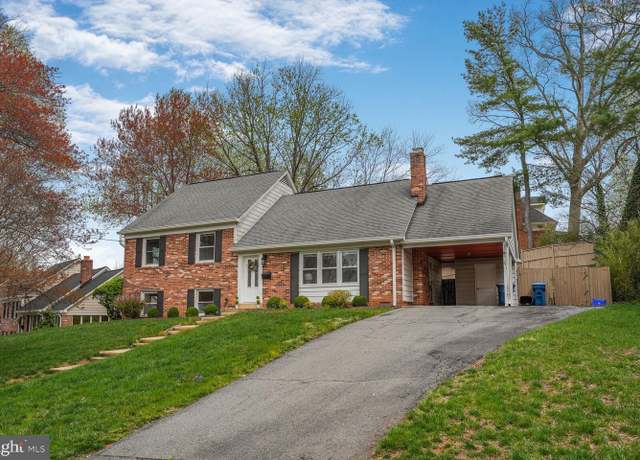 Property at 1955 Foxhall Rd, Mclean, VA 22101, 5 beds, 2.5 baths