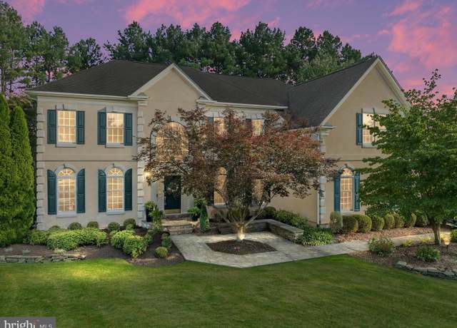 Property at 15047 Medinah Ct, Haymarket, VA 20169, 5 beds, 5 baths