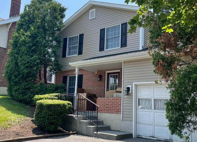 Property at 711 E Cork St, Winchester, VA 22601, 2 beds, 1.5 baths