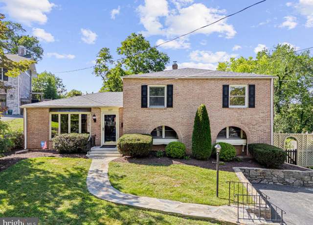 Property at 107 Roszel Rd, Winchester, VA 22601, 4 beds, 2.5 baths