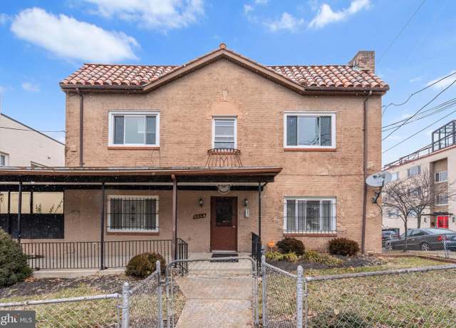 Property at 2834 R St SE #5, Washington, DC 20020, 2 beds, 1 bath