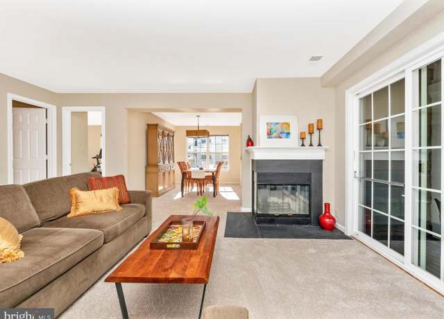 Property at 112 Kendrick Pl Unit 112-22, Gaithersburg, MD 20878, 2 beds, 2 baths