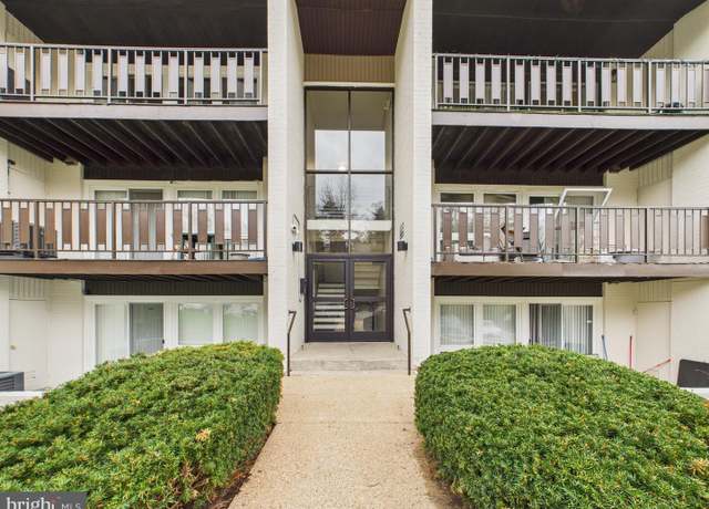 Property at 3120 Brinkley Rd Unit 3T-3, Temple Hills, MD 20748, 3 beds, 2 baths