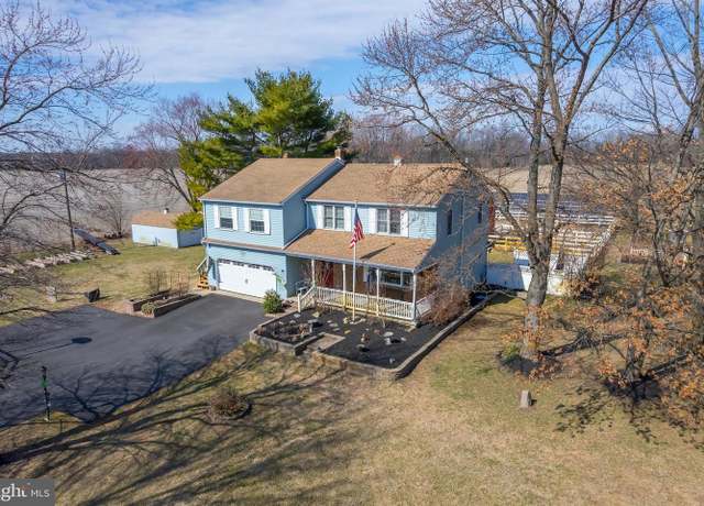 Property at 54 Vestry Rd, Swedesboro, NJ 08085, 4 beds, 2.5 baths