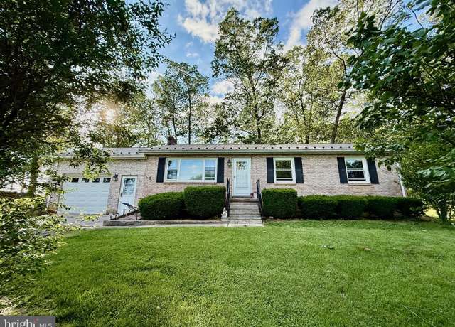 Property at 1290 Hunterstown Rd, Gettysburg, PA 17325, 3 beds, 1 bath