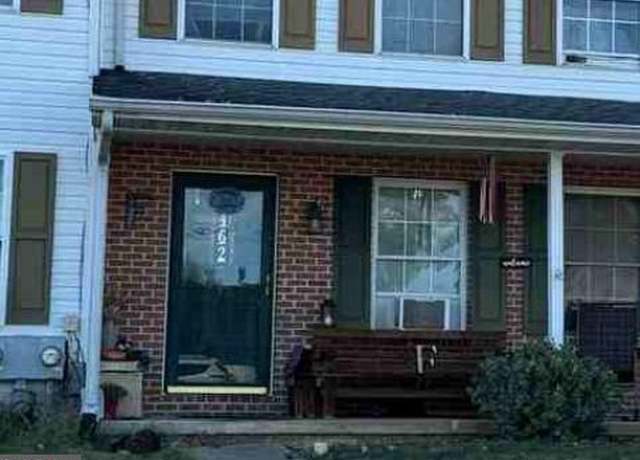Property at 462 Scott Ave #4, Waynesboro, PA 17268, 2 beds, 1.5 baths