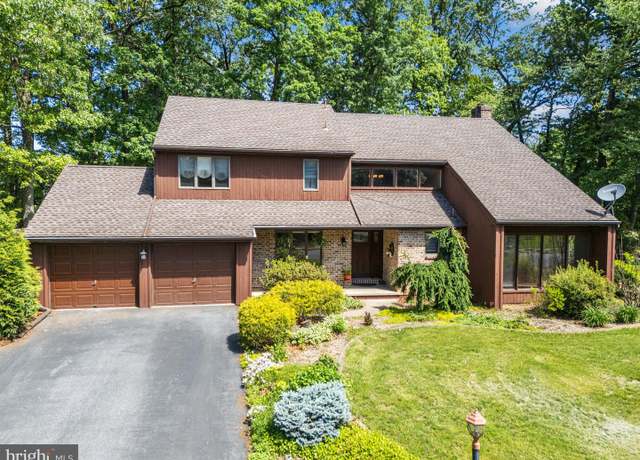 Property at 5321 Hanover Dr, Allentown, PA 18106, 4 beds, 2.5 baths