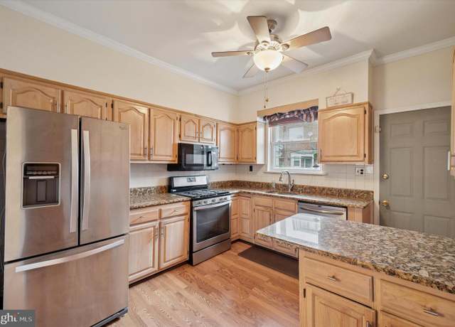 Property at 723 Wynnewood Rd, Philadelphia, PA 19151, 3 beds, 1.5 baths