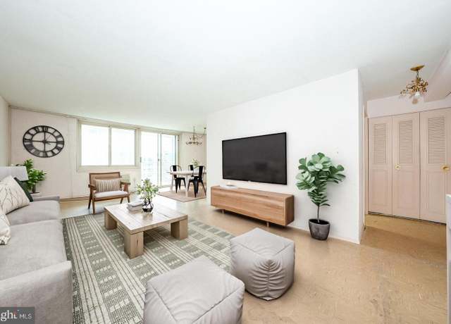 Property at 1919 Chestnut St #2819, Philadelphia, PA 19103, 2 beds, 2 baths