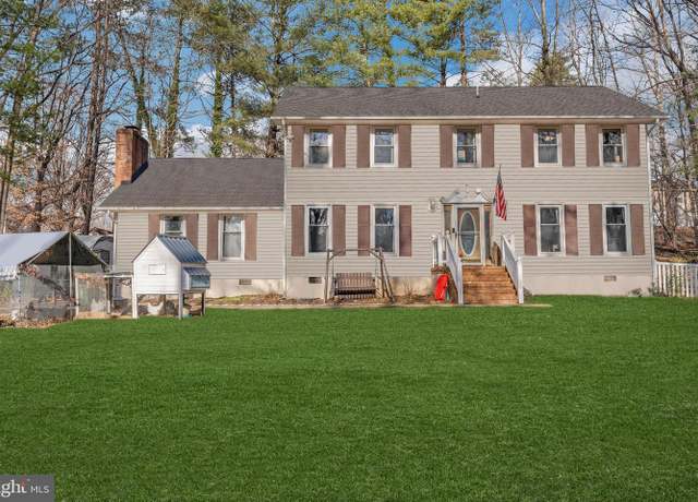 Property at 1308 Heatherbrook Ct, Fredericksburg, VA 22407, 5 beds, 3 baths