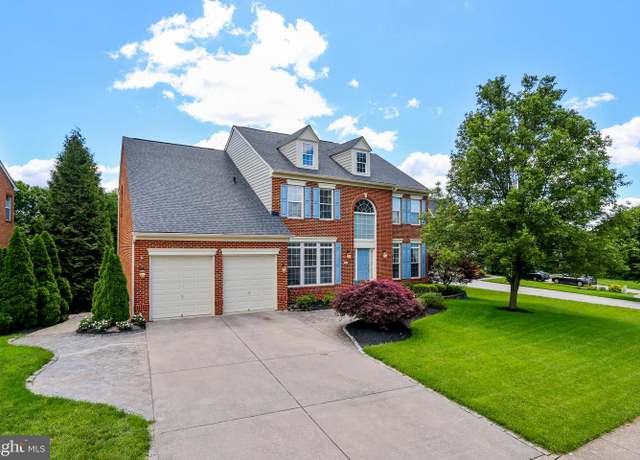 Property at 1504 Brookdale Ct, Winchester, VA 22601, 4 beds, 4.5 baths