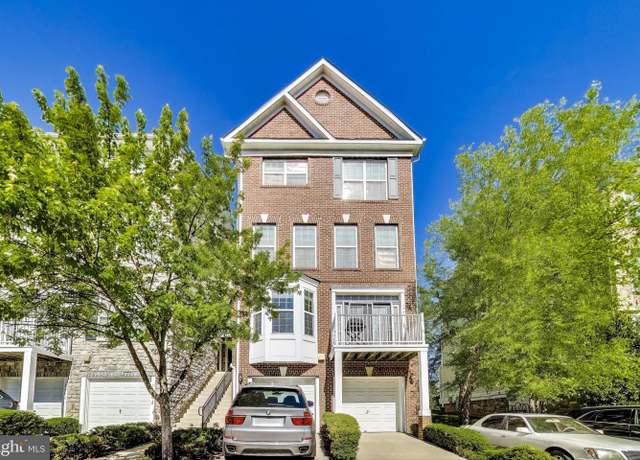 Property at 3428 Carriage Walk Ct Unit 14-B, Laurel, MD 20724, 2 beds, 2.5 baths