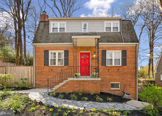 Property at 2970 Forsythe Ave, Silver Spring, MD 20910, 3 beds, 2.5 baths