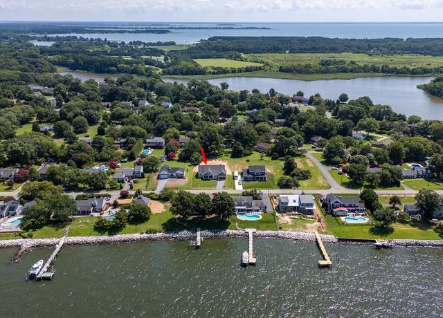 Property at 323 Queen Anne Club Dr, Stevensville, MD 21666, 4 beds, 3.5 baths