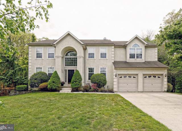 Property at 4 Wood Lake Ct, Glassboro, NJ 08028, 4 beds, 2.5 baths