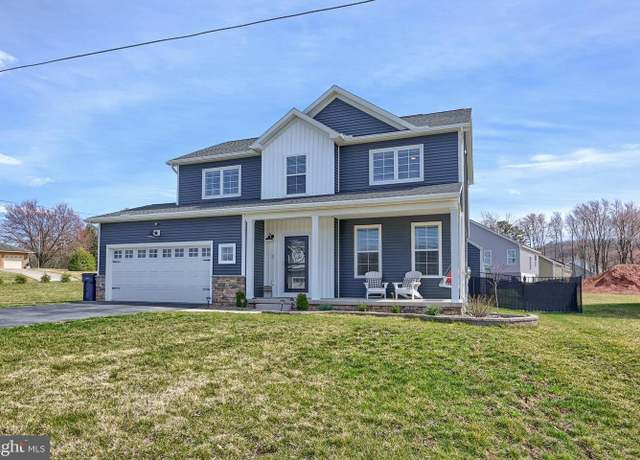 Property at 6 Lobell Rd, Abbottstown, PA 17301, 5 beds, 3.5 baths