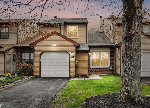 Property at 201 S Fieldstone Ct, Yardley, PA 19067, 3 beds, 2.5 baths
