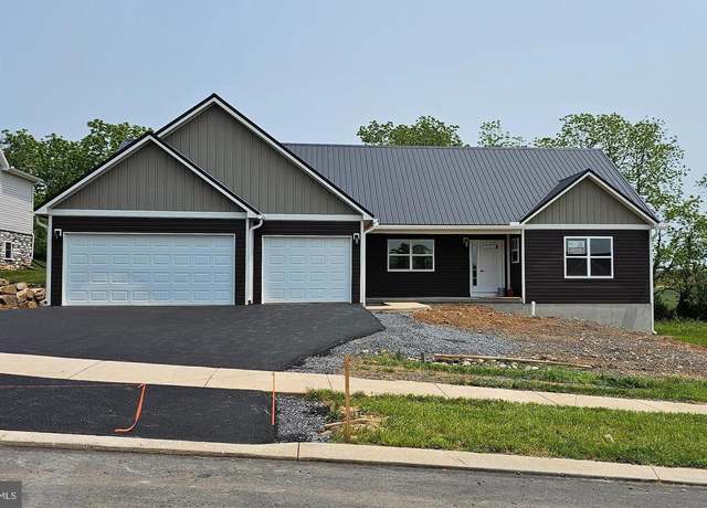 Property at 154 Saffron Blvd, Centre Hall, PA 16828, 3 beds, 3.5 baths
