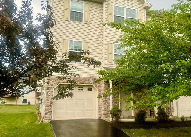 Property at 184 Mapleton Dr, Harrisburg, PA 17112, 4 beds, 2.5 baths