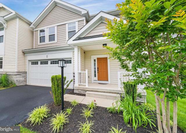 Property at 58 Hunters Ln, Glen Mills, PA 19342, 3 beds, 2.5 baths