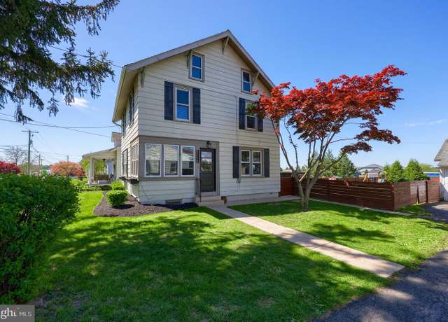 Property at 146 Elmwood Rd, Lancaster, PA 17602, 4 beds, 1.5 baths
