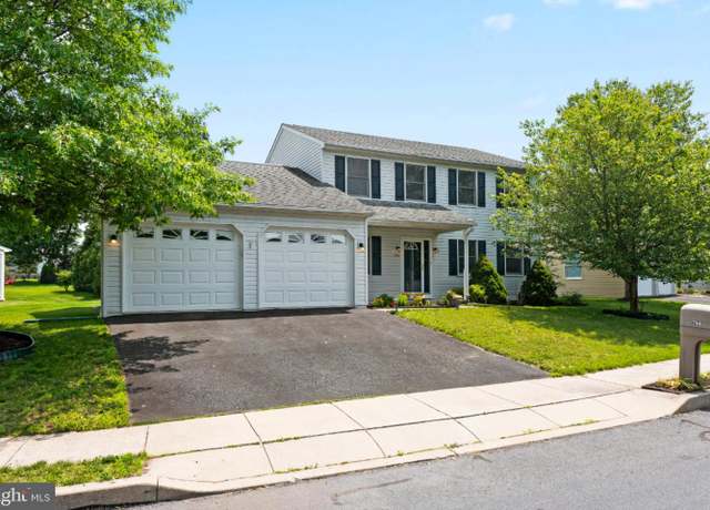 Property at 794 Hunter Dr, Pennsburg, PA 18073, 3 beds, 2.5 baths