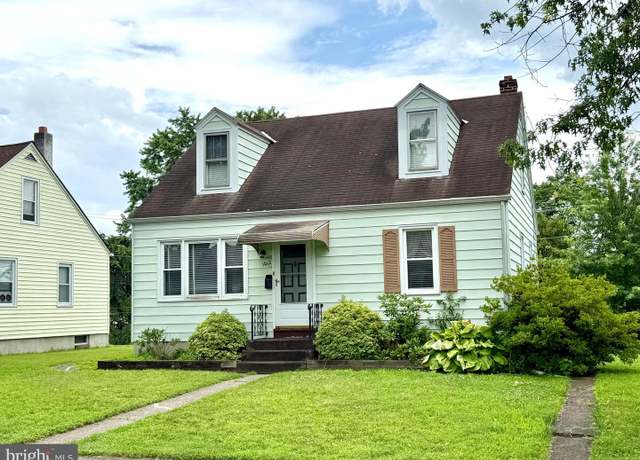 Property at 1012 Warren St, Pottstown, PA 19464, 2 beds, 1 bath