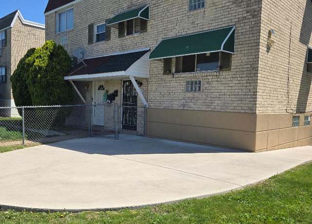 Property at 9405 Kirkwood Rd, Philadelphia, PA 19114, 4 beds