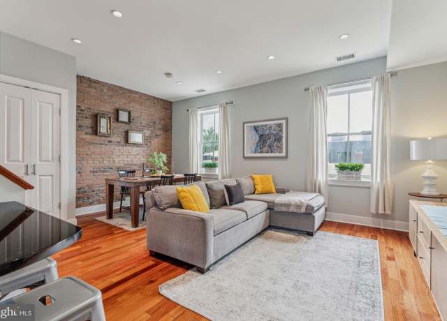 Property at 2031 Pine St #4, Philadelphia, PA 19103, 1 bed, 1 bath