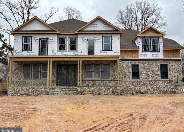 Property at 9900 Barbara Ann Ln, Fairfax, VA 22032, 6 beds, 6.5 baths
