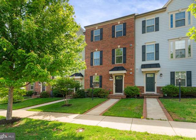 Property at 18095 Red Mulberry Rd, Dumfries, VA 22026, 4 beds, 4 baths