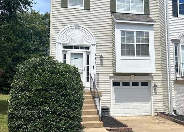Property at 201 Backridge Ct, Fredericksburg, VA 22406, 3 beds, 3 baths