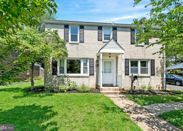 Property at 245 Pinehurst Rd, Wilmington, DE 19803, 3 beds, 1.5 baths