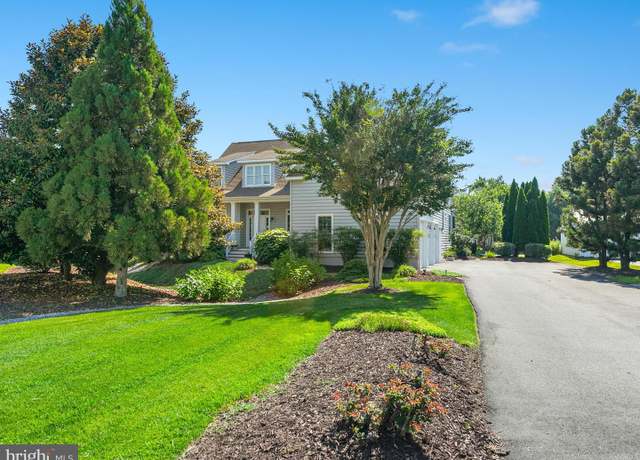 Property at 1 Seagrass Ln, Ocean View, DE 19970, 5 beds, 3 baths