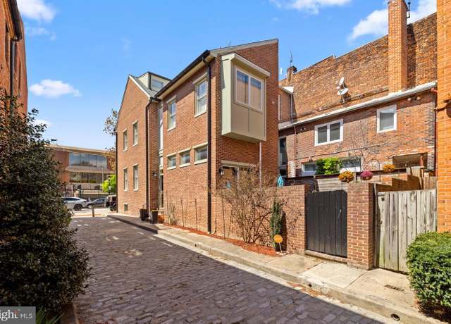 Property at 515 S Sharp St, Baltimore, MD 21201, 3 beds, 2.5 baths