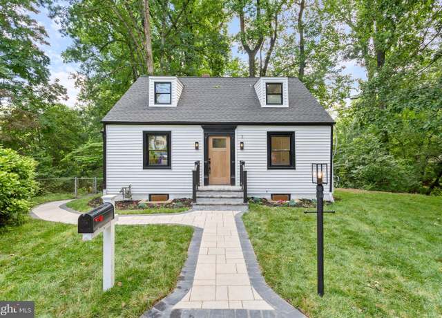 Property at 3 Knox Pl, Silver Spring, MD 20901, 4 beds, 3 baths