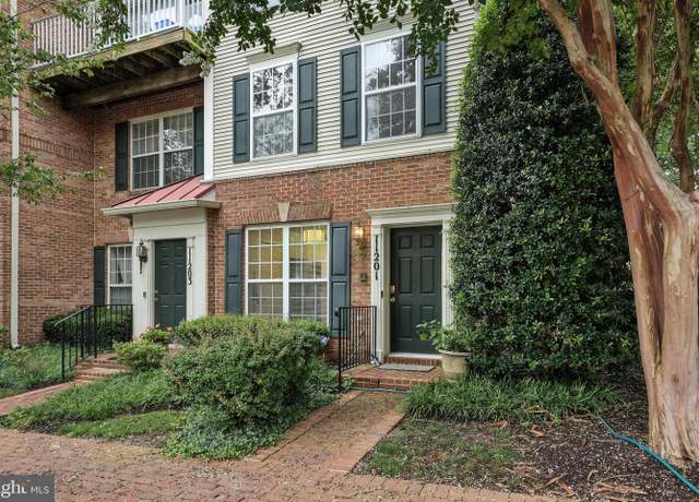 Property at 11201 Edson Park Pl #44, Rockville, MD 20852, 2 beds, 2.5 baths