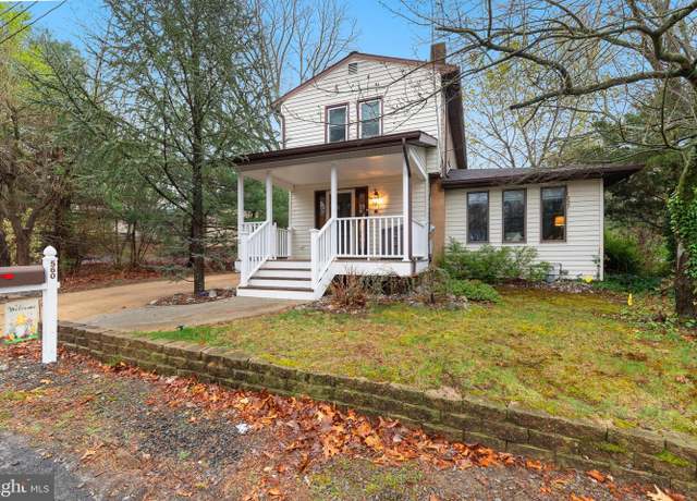 Property at 560 1st Ave, Clementon, NJ 08021, 2 beds, 2 baths
