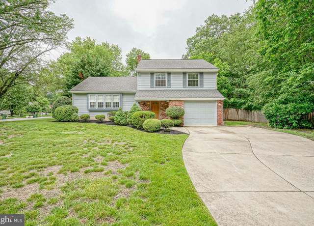 Property at 16 Oakley Dr, Cherry Hill, NJ 08003, 3 beds, 2.5 baths