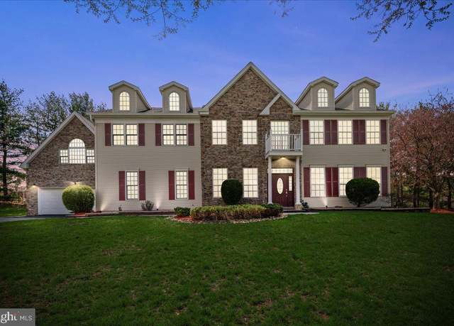 Property at 5 Klockner Ct, Lawrence Township, NJ 08648, 6 beds, 4 baths