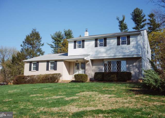 Property at 371 N 2nd Street Pike, Churchville, PA 18966, 4 beds, 2.5 baths