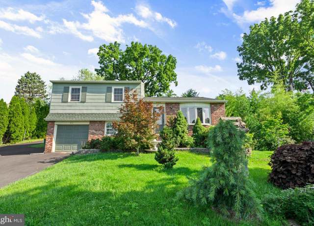 Property at 643 Comly Ave, Langhorne, PA 19047, 4 beds, 2 baths