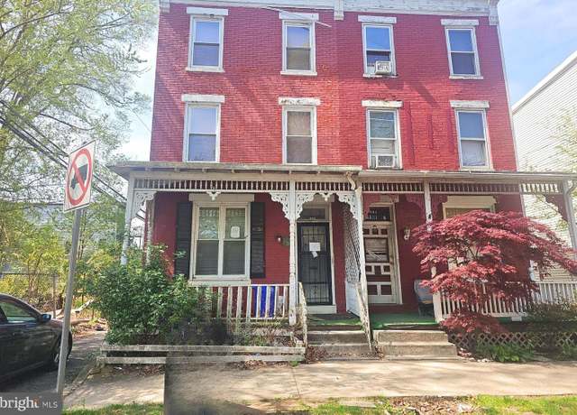 Property at 208 N 15th St, Harrisburg, PA 17103, 5 beds, 1 bath