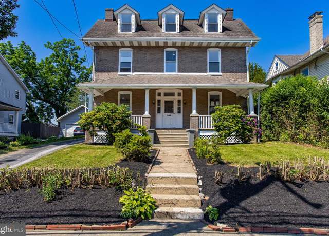 Property at 312 Crumlynne Rd, Ridley Park, PA 19078, 5 beds, 3.5 baths