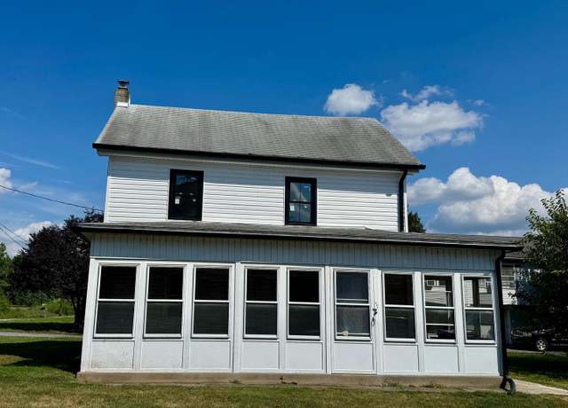 Property at 601 Water St, New Cumberland, PA 17070, 3 beds, 1 bath